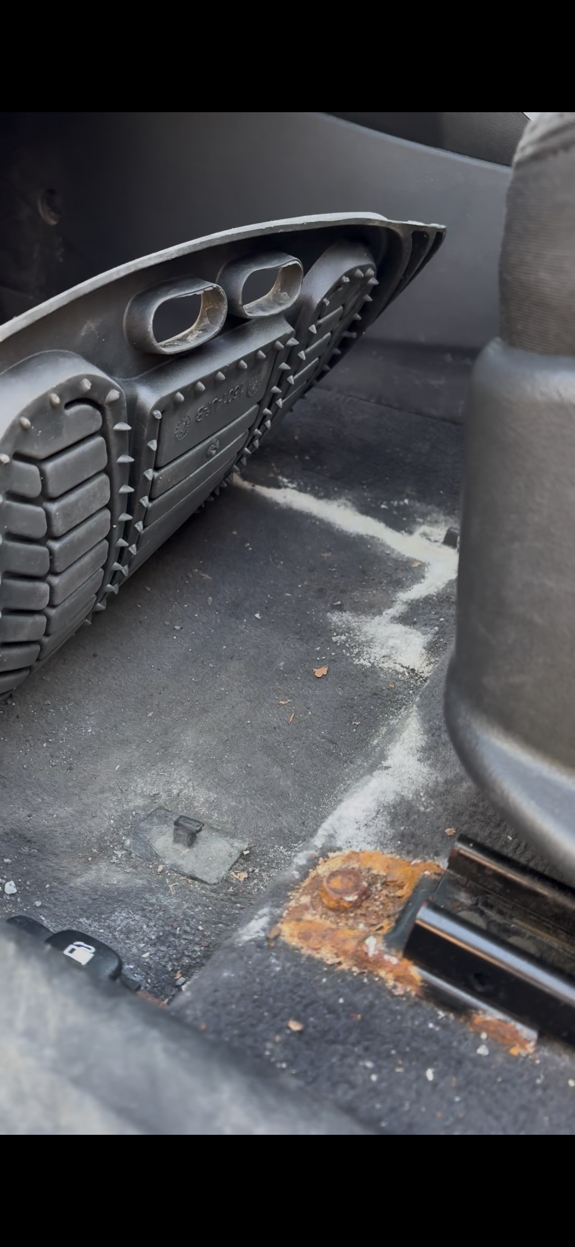 Salt Removal — white salt stains on carpet